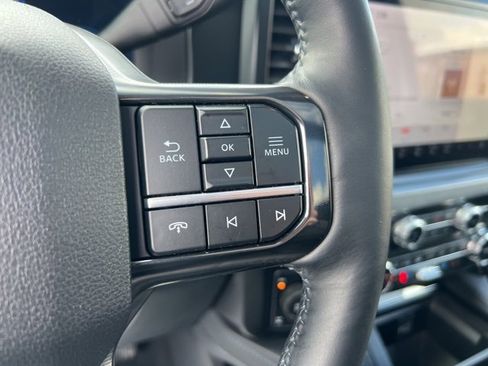 Certified 2025 Ford F350 Platinum w/ FX4 Off-Road Package image 12