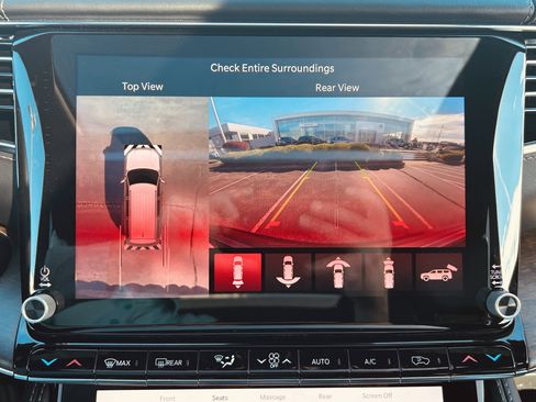 Used 2024 Jeep Grand Wagoneer L 4WD image 15