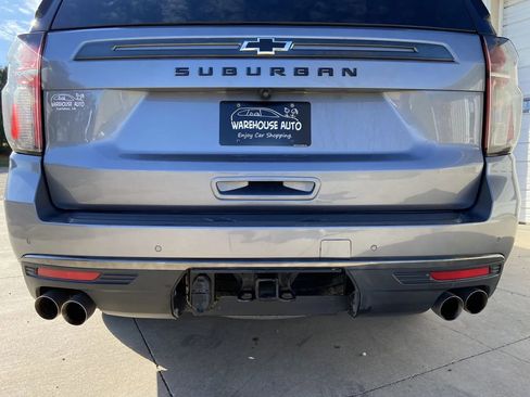 Used 2022 Chevrolet Suburban Z71 w/ Off-Road Capability Package image 7