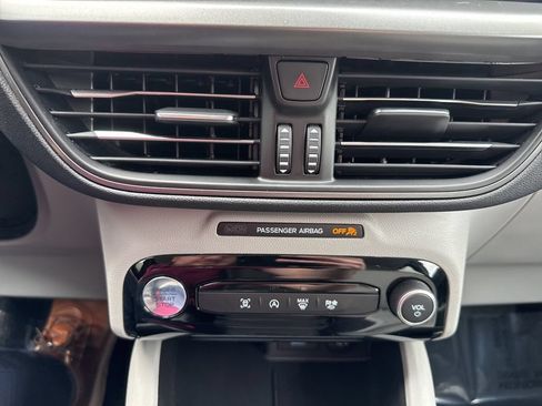 Used 2023 Ford Escape Active w/ Tech Pack #1 AWD/4WD image 16
