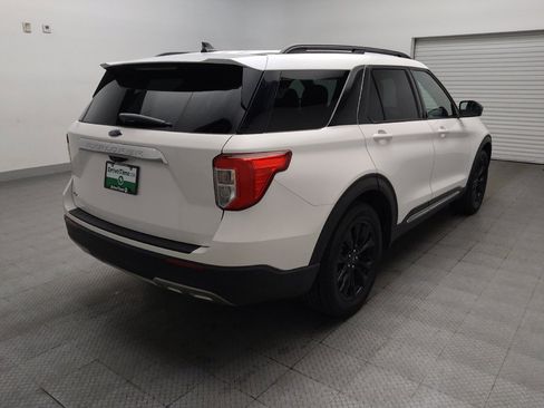 Used 2021 Ford Explorer XLT w/ Equipment Group 202A RWD image 9