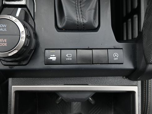 Used 2024 Toyota Tacoma Limited image 11