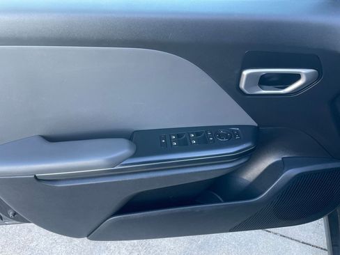 Used 2025 Kia K4 LXS image 18