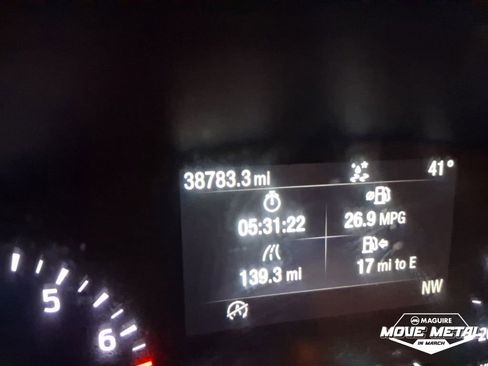 Used 2020 Ford Escape SE image 15