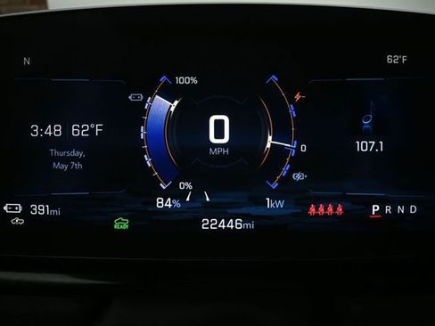 Certified 2025 Chevrolet Silverado EV RST AWD/4WD image 9