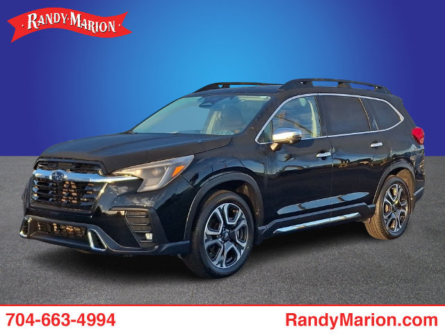 Used 2023 Subaru Ascent Touring AWD/4WD image 1