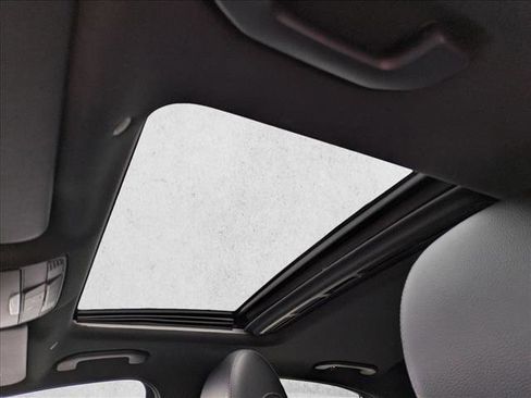 Certified 2019 Mercedes-Benz E 450 4MATIC Sedan image 17