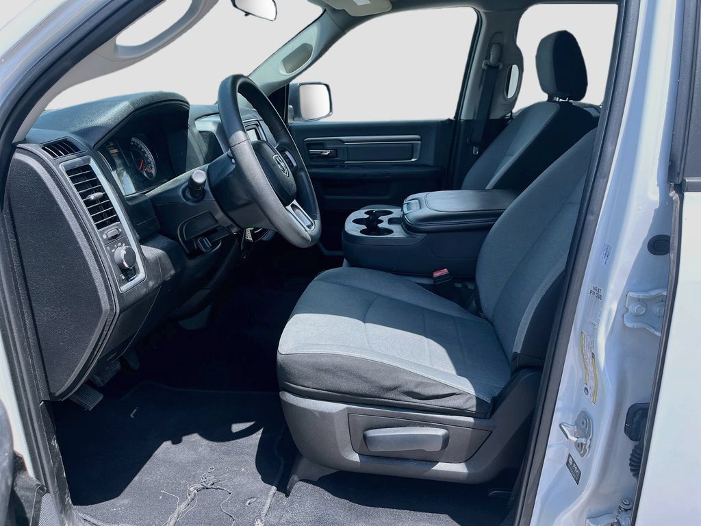 Used 2021 RAM 1500 Classic SLT RWD image 19