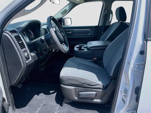 Used 2021 RAM 1500 Classic SLT RWD image 19