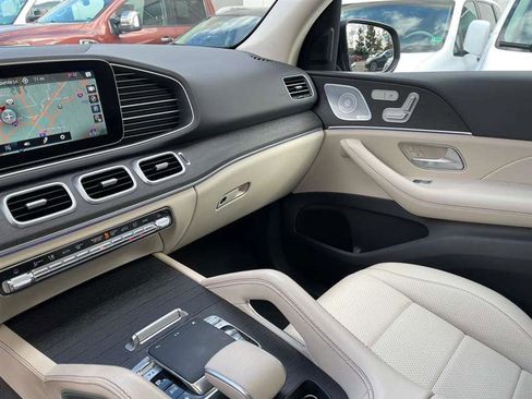 Used 2020 Mercedes-Benz GLE 350 4MATIC w/ Premium Package image 28