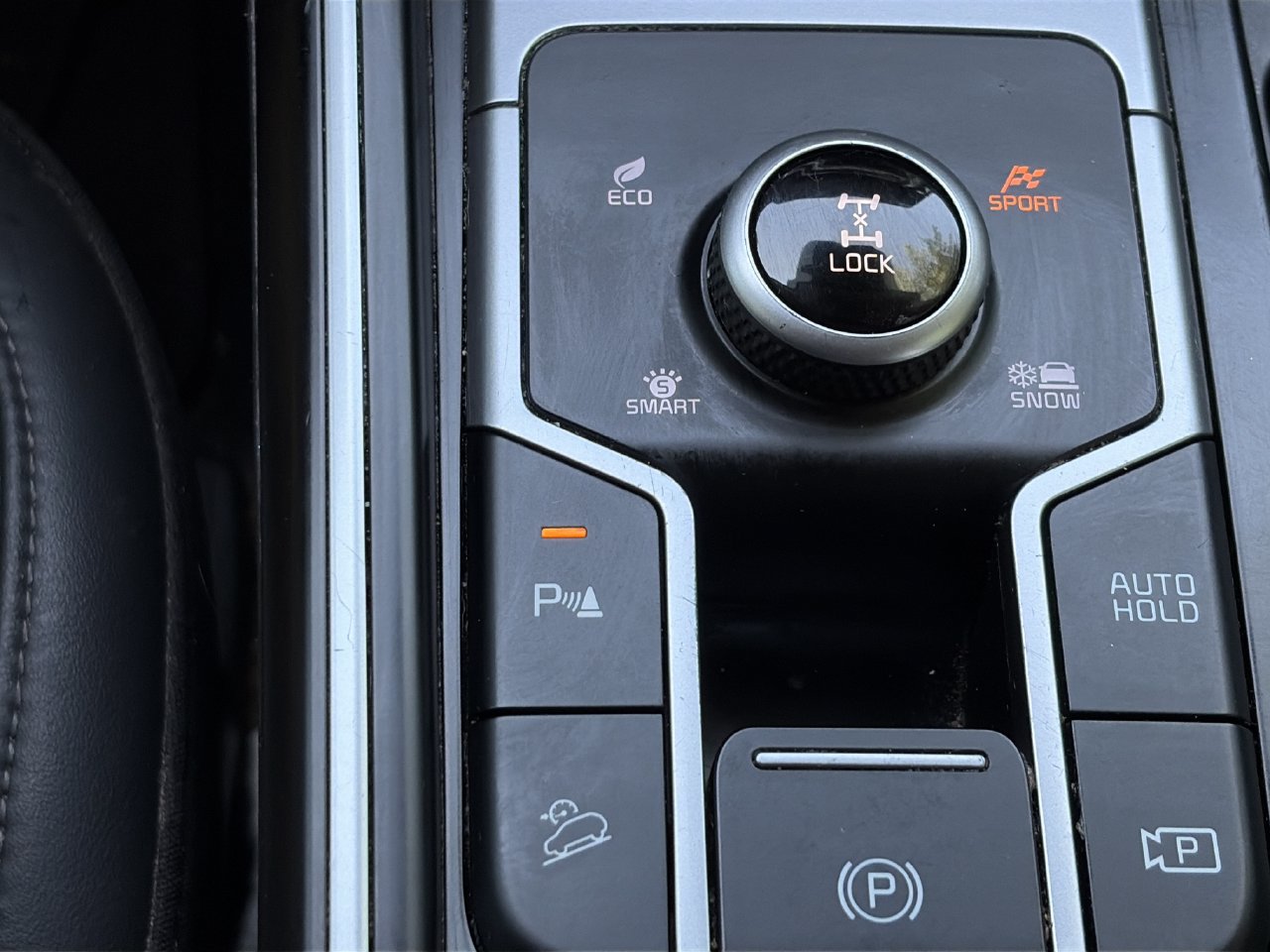 Used 2023 Kia Sorento EX AWD/4WD image 7