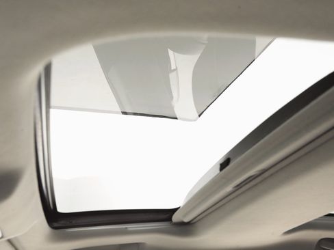 Used 2015 Toyota Venza Limited image 34