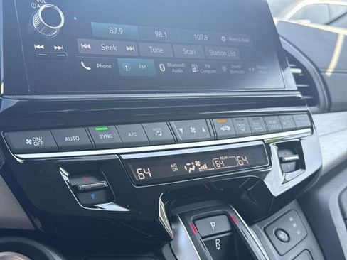 Used 2025 Honda Odyssey EX-L image 18
