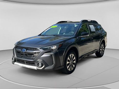 Used 2025 Subaru Outback Limited w/ Popular Package #2 AWD/4WD image 1
