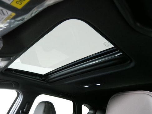 New 2025 MAZDA CX-5 Signature image 7