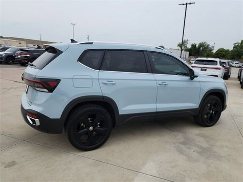 New 2025 Volkswagen Taos SEL image 2