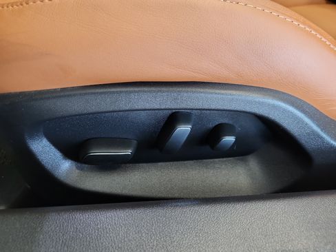 Used 2016 Chevrolet Corvette Z06 w/ 3LZ Preferred Equipment Group image 14