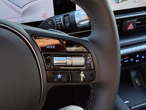 New 2025 Hyundai Ioniq 6 SE image 11