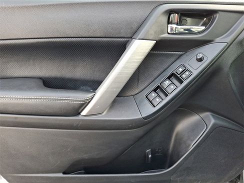 Used 2016 Subaru Forester 2.0XT Premium image 13