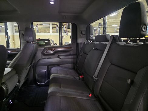 Used 2023 GMC Sierra 1500 Elevation AWD/4WD image 11