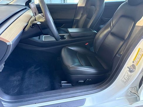 Used 2021 Tesla Model 3 Standard Range Plus RWD image 22