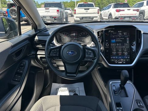 Used 2025 Subaru Crosstrek 2.5i Premium AWD/4WD image 19