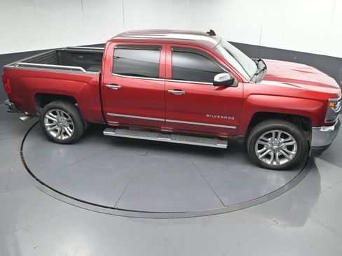 Used 2018 Chevrolet Silverado 1500 LTZ image 33