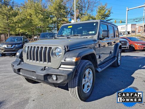 Used 2019 Jeep Wrangler Unlimited Sport S image 3