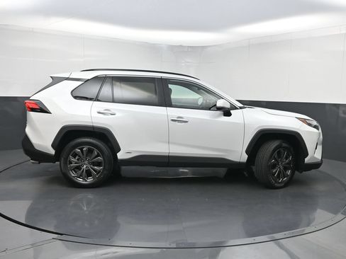 Used 2023 Toyota RAV4 Limited AWD/4WD image 44