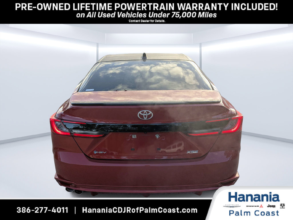 Used 2025 Toyota Camry XSE FWD image 4