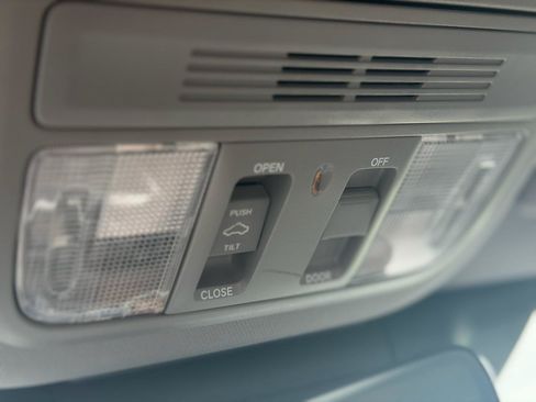 Used 2020 Honda Accord EX-L image 27