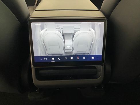 Used 2026 Tesla Model Y AWD image 19