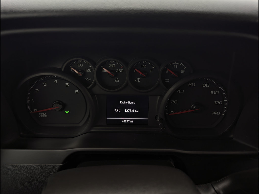 Used 2024 Chevrolet Silverado 2500 Custom w/ Custom Value Package AWD/4WD image 2