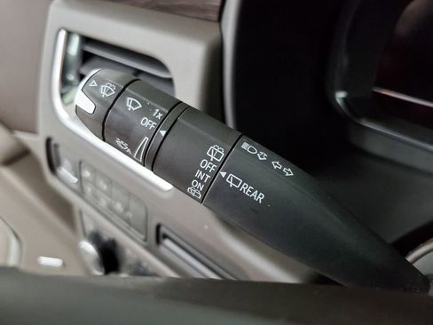 Used 2024 Chevrolet Tahoe LT w/ Luxury Package image 34