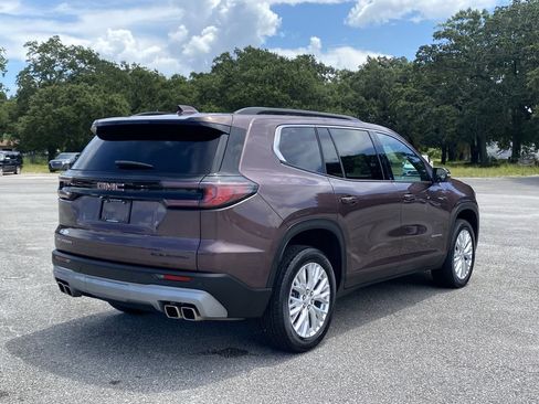 Used 2024 GMC Acadia Elevation FWD image 8