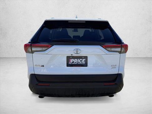 Used 2025 Toyota RAV4 XLE image 6