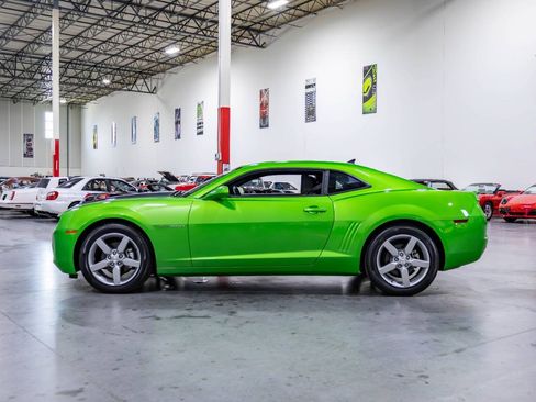 Used 2010 Chevrolet Camaro LT RWD image 4