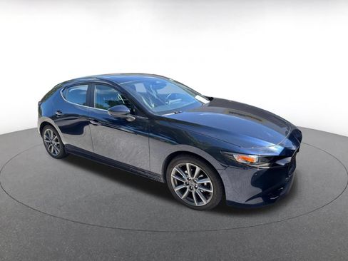 Used 2026 MAZDA MAZDA3 s FWD image 2