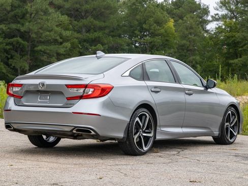 Used 2019 Honda Accord Sport image 6