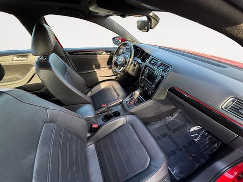 Used 2017 Volkswagen Jetta GLI FWD image 15