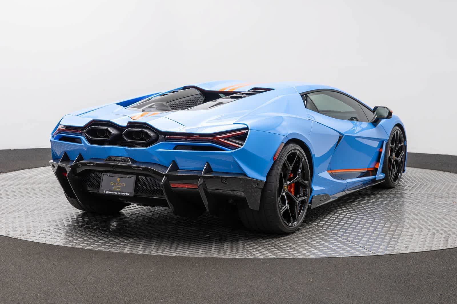Used 2024 Lamborghini Revuelto AWD/4WD image 22