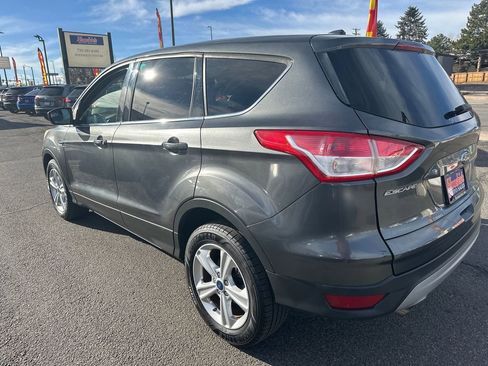 Used 2015 Ford Escape SE image 11