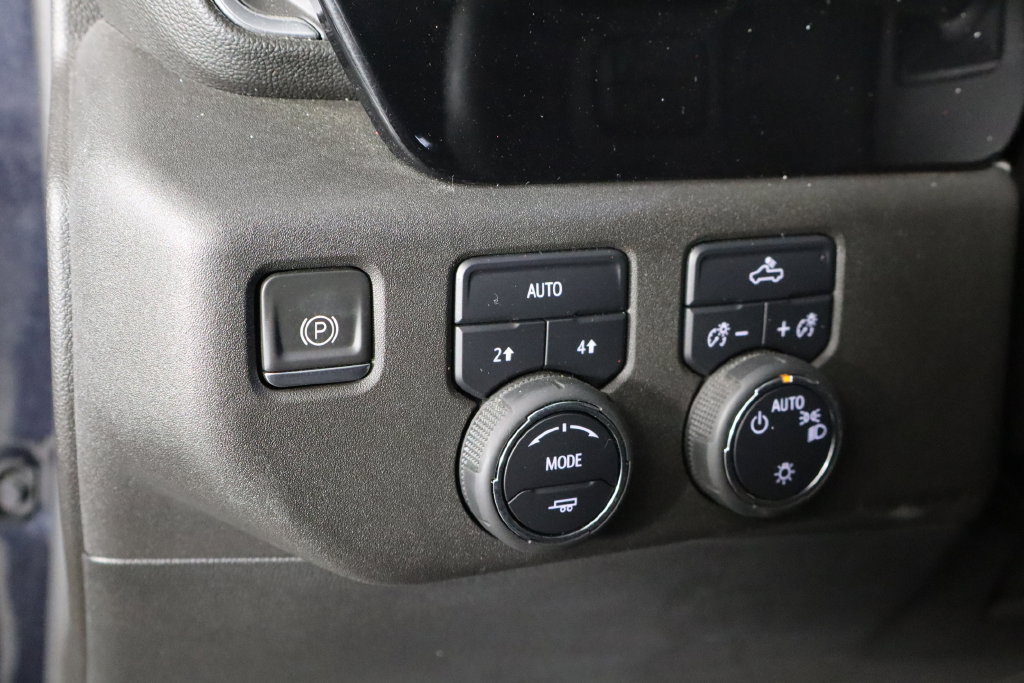 Used 2023 Chevrolet Silverado 1500 LT AWD/4WD image 22