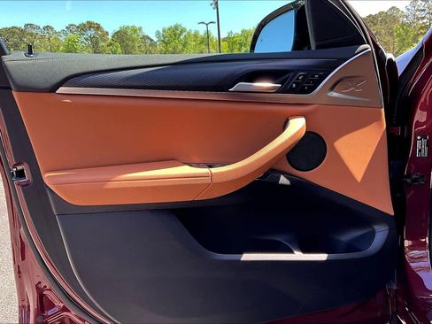 Certified 2022 BMW X4 M40i w/ Premium Package image 22