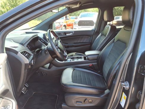 Used 2024 Ford Edge ST-Line AWD/4WD image 10