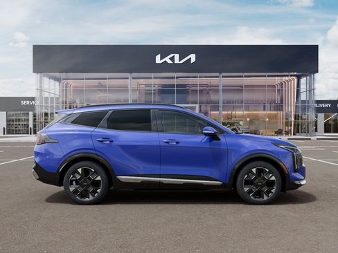 New 2026 Kia Sportage SX FWD image 4