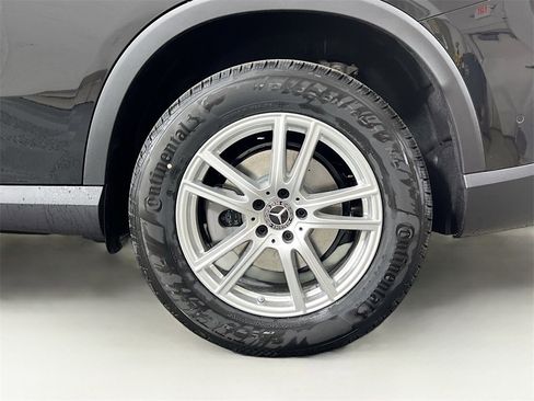 New 2025 Mercedes-Benz GLC 300 4MATIC image 33