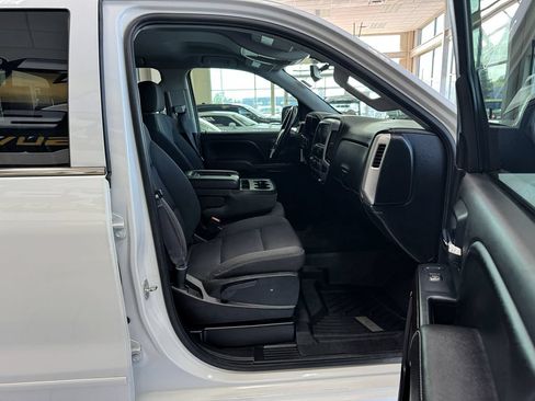 Used 2016 GMC Sierra 1500 SLE w/ SLE Value Package AWD/4WD image 16