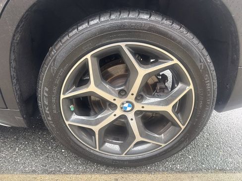 Used 2019 BMW X1 xDrive28i image 11