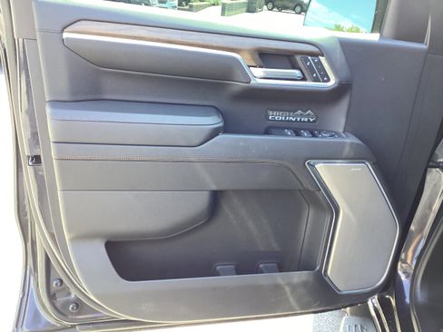 Used 2024 Chevrolet Silverado 1500 High Country image 14